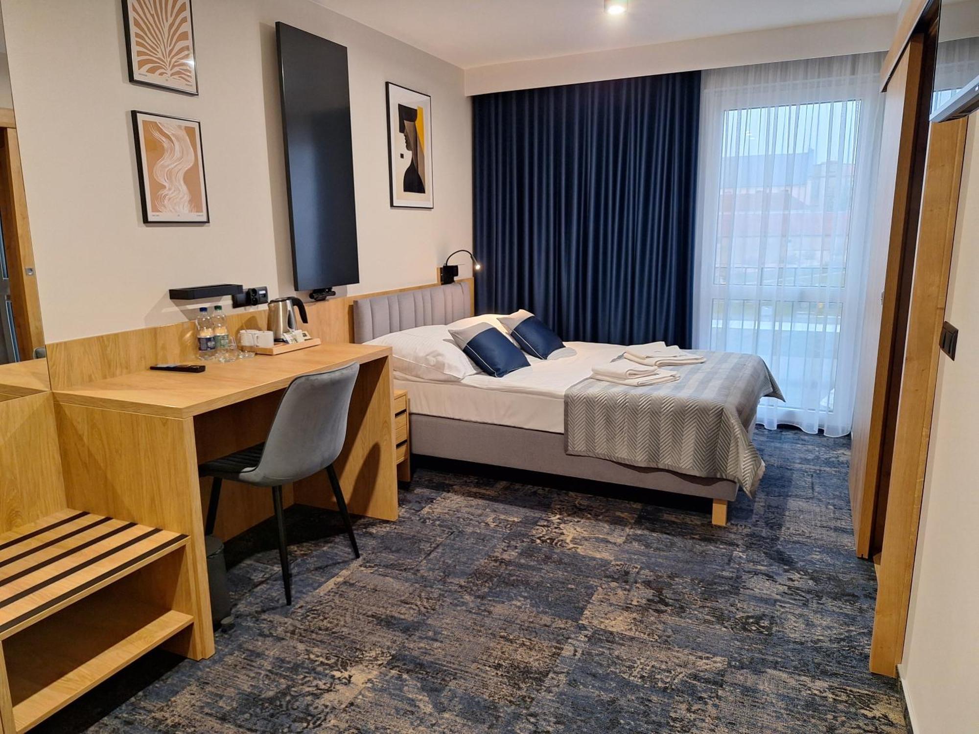 Hotel Gromada Ломжа Экстерьер фото