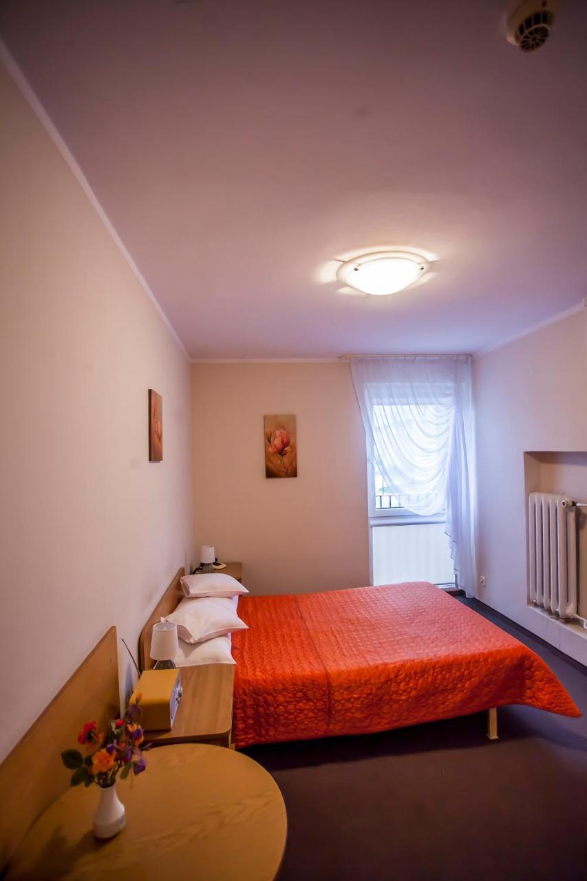 Hotel Gromada Ломжа Экстерьер фото